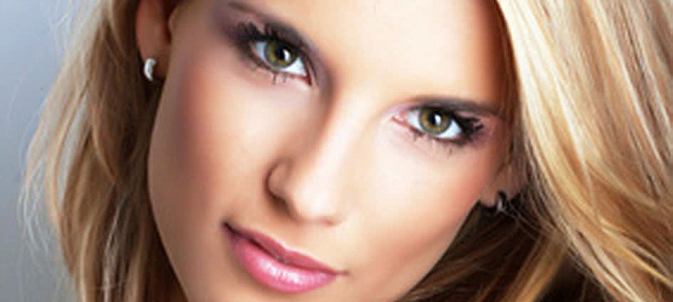 mikrodermabrazja efekt PerfectLift Robert Janczura Medycyna Estetyczna Kraków Kielce Aqualyx, Nici BARB 4D, Laser CO2, VPL, Cosmelan, powiększanie ust, botox, botoks, makijaż permanentny, kwas hialuronowy, wypełniacze, mezoterapia, lifting twarzy